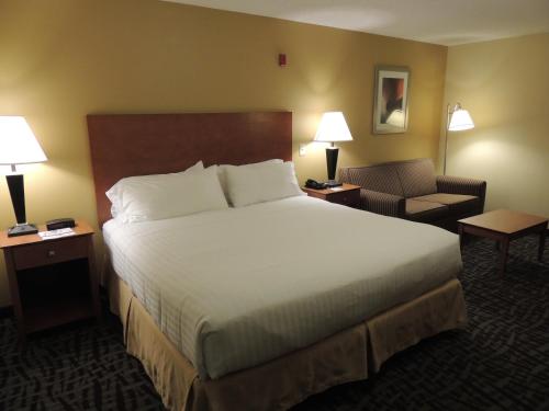 Holiday Inn Express Trussville, an IHG Hotel