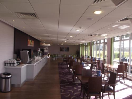 Holiday Inn Express Preston South an IHG Hotel - image 8