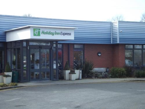 Holiday Inn Express Preston South an IHG Hotel - image 7