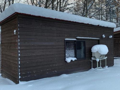 Small Cottage with Seasonal Dinner