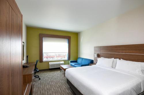 Holiday Inn Express - Lethbridge Southeast, an IHG Hotel