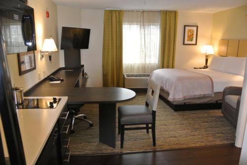 Candlewood Suites Washington-Fairfax, an IHG Hotel