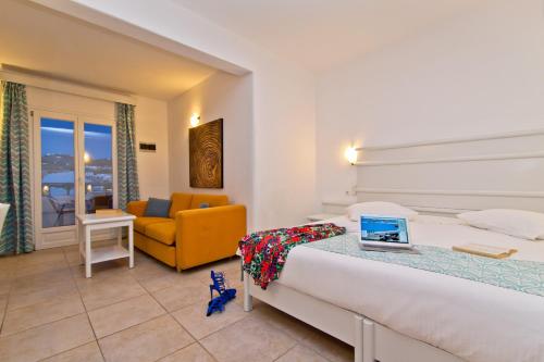 Yiannaki Hotel - image 14