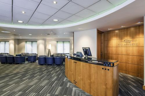 Holiday Inn Oxford an IHG Hotel - image 7