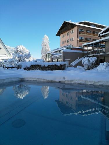 Hotel Cresta, Flims bei Surcuolm