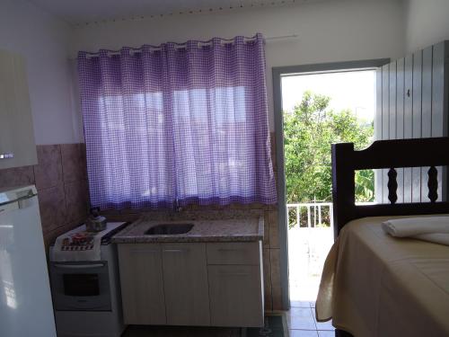 Superior One-Bedroom Apartment image 8