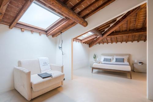 Palazzo Cini Luxury Rooms In Pisa Room Type - Junior Suite