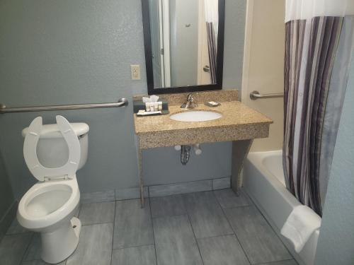La Quinta by Wyndham Mobile - Tillman's Corner - image 7