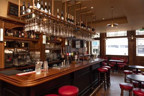 Gunmakers - image 13