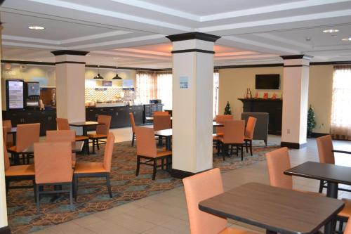 Holiday Inn Express Selinsgrove By IHG - 식음료(F&B)