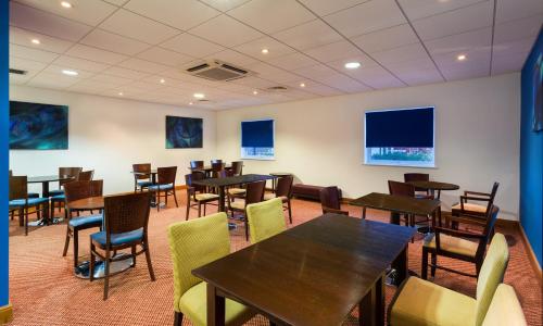 Holiday Inn Express Braintree an IHG Hotel - image 14