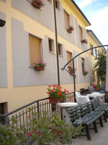Сад, Albergo Ristorante Pizzeria La Bocca di Bacco in Аббадо Сан Сальваторе