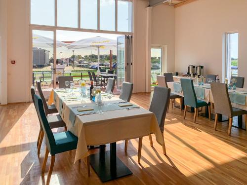 Banketzaal, Drevernos kempingas in Priekule