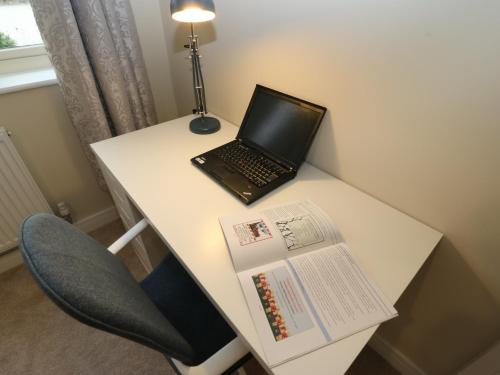 Modern Town House Shepley