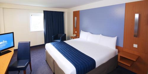 Ramada London North