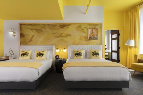 room detail thumbnail 2