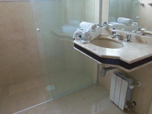 Double Room image 9