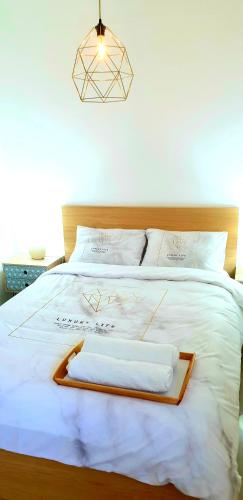 Amazing Modern Room 4 Min From The Tram in 古城