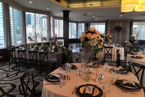 ห้องจัดเลี้ยง, Holiday Inn Express Edmonton Downtown By IHG in เอดมอนตัน ซิตี้เซ็นเตอร์