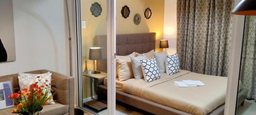 AZURE Urban Resort Residences 1BR Condo with huge wavepool & man-made beach near Airport, Manila (fotografie 4)