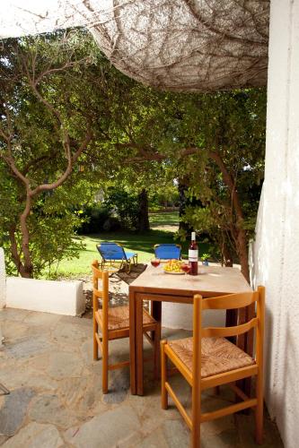 Balcony/terrace, Damnoni Paradise in Foinikas