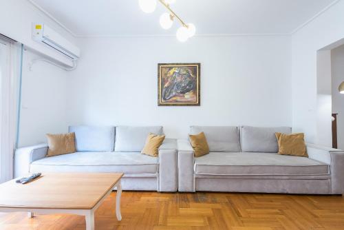 Victoria Queens Suites Apartments - image 11