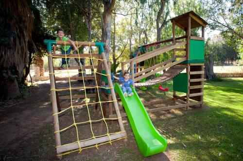 Playground, Damnoni Paradise in Foinikas