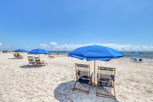 Island Club 1 - image 2