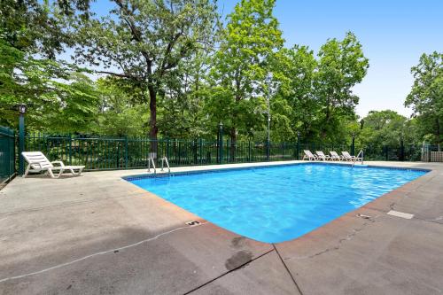 River Place Hideaway - image 14