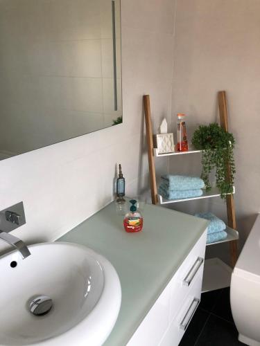 B&B Coupure - image 2