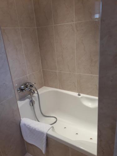 ARTEMIS SUITE in Barbizon