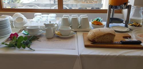 PARNON HOTEL in 華爾維薩拉哥尼亞斯