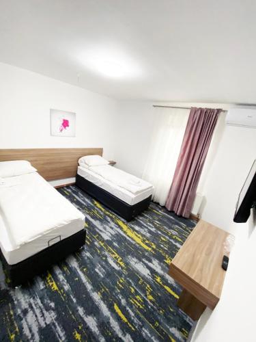 Hotel Suljovic - image 8