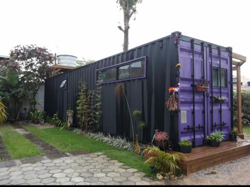 casa container en Florianópolis, Brasil - opiniones, precios | Planet of  Hotels