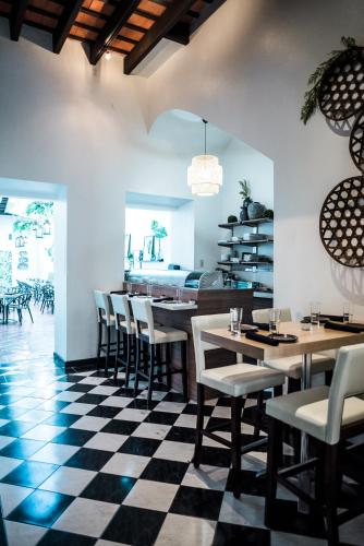 Restaurant, Fortel Hostel in San Juan