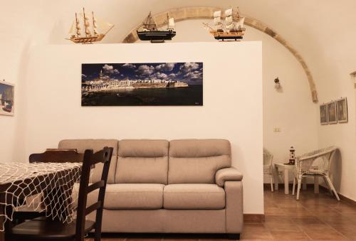  Alimarta in Monopoli