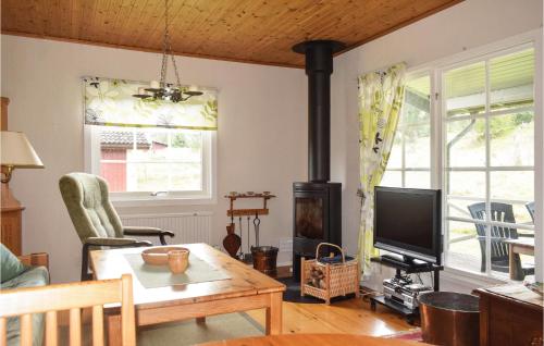 2 Bedroom Amazing Home In Burseryd in Ahult