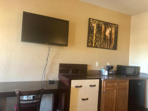 Lone Star Inn & Suites – Killeen, TX