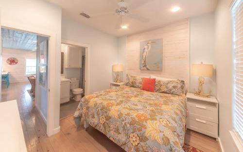 OV05-Off the Hook in Ocean Village - image 2