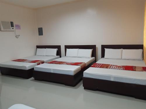 Veance Travellers Inn - Pabua's Cottages ext