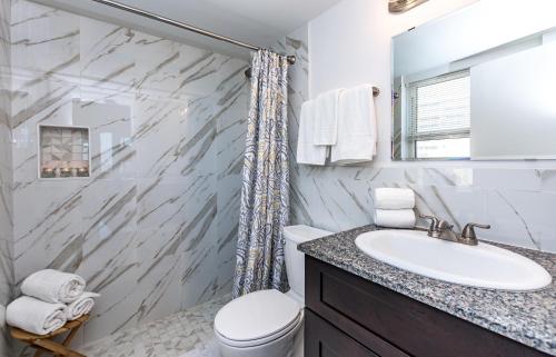 Ocean Beach Condo 3BR On the Sand 911 in Fort Lauderdale, USA