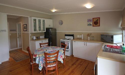 Deja Vu Cottage Deja Vu Cottage