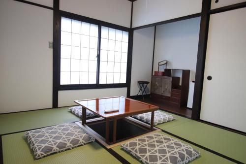 Yamaguchi House Annex, Private House with Onsen