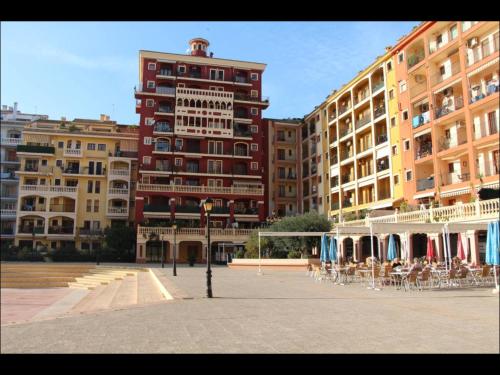 Cozy apartment on the sea