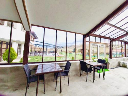 Park Hotel Eagle Stone - image 4