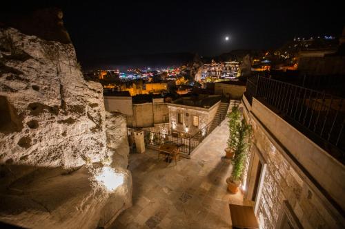 Zara Cave Hotel - image 12
