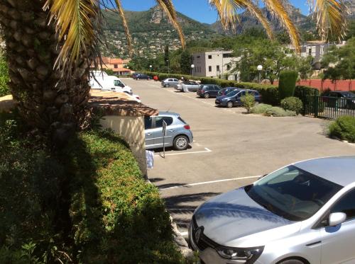 منظر, Au calme dans hameau fleuri joli Studio 3 pers piscine parking wi-fi in Vence City Center