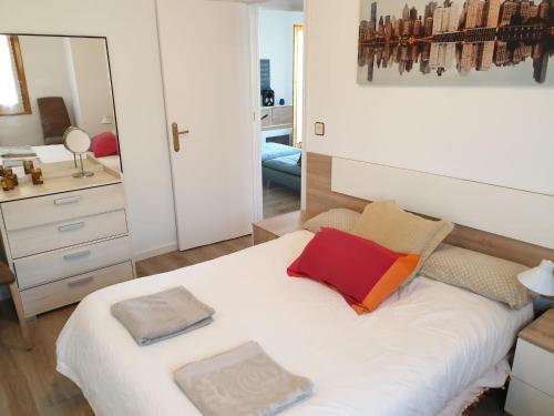  Apartamento Montes blancos, Pension in Jaca bei Badaguás