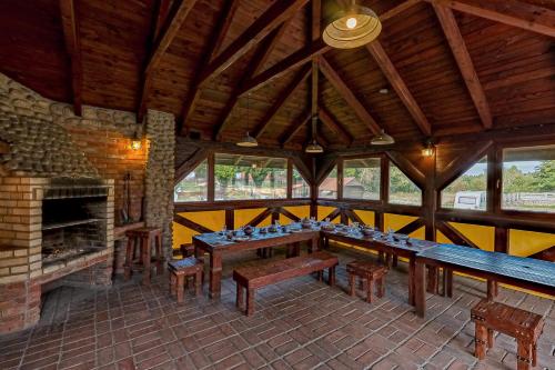 Зручності, Osada Ulnowo - Holliday & Party House in Грюнвальд