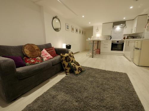 Cosy, Modern One-bed In Shoreham, , West Sussex